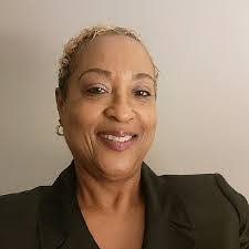 Trina Hooper's Instagram, Twitter & Facebook