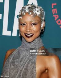 548 photos et images haute résolution de Tati Gabrielle