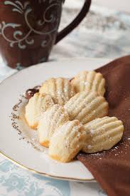 Recipe French Vanilla Madeleines Style At Home Madeleine Recipe Sweet Recipes Food