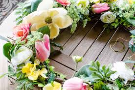 For smaller outdoor plants, fill a large bag with 1/2 cup salt or cornmeal. How To Get The Best Looking Diy Spring Wreath Tips Tricks