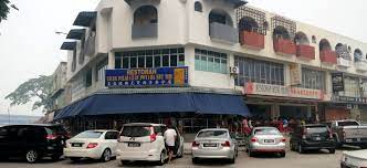 Anyway, we initially thought of going to the bak kut teh in centro, klang but after me asking what kind of bak kut teh it was, the thought suddenly changed to deviate to this place called the teluk pulai bak kut teh. Teluk Pulai Bak Kut Teh Peoniesandpancakes