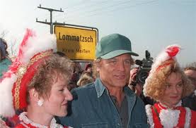 The myth of italian cinema, with millions of fans, meets the american legend of motorcycling with lovers and enthusiasts all over the world. Promi Geburtstag Vom 29 Marz 2019 Terence Hill