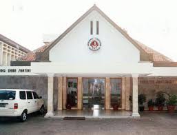 Kolej yayasan uem, residential college situated in lembah beringin, selangor, malaysia. Index Of Pub Wikimedia Images Wikipedia Id 3 3b