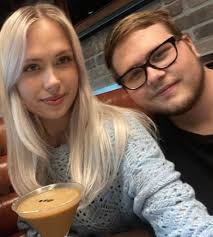 Annika finally has to head back to San Diego tomorrow. It has been a  wonderful visit…❤️ We talked about our wishes & plans for the New Year and  had an espresso martini