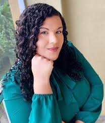 Sheena Torres's Instagram, Twitter & Facebook