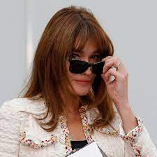 Carla bruni — raphael 02:27 carla bruni — the winner takes it all 03:33 carla bruni — those dancing days are gone 03:43 Ewig Jung Ist Sie Doch Panorama