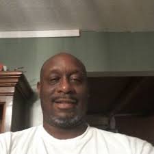 Demetrius Pearson (@DemetriusPears9)