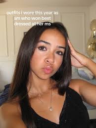 What to Wear to Award Ceremony at School