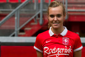 May 14, 2021 · in het kader van oranjes voorbereiding op uefa euro 2020 heeft bondscoach frank de boer 34 (kandidaat) internationals geselecteerd. Vier Twente Speelsters Bij Oranje Selectie Voor Wk Playoff Foto Tubantia Nl