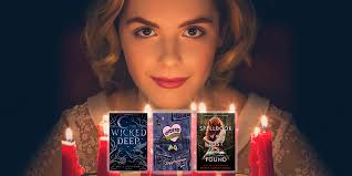 Triple Moon by Melissa de la Cruz