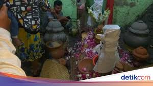 Cara cek penerima bpum umkm depkop.go.id. Bukan Pemula Mbah Pani Di Pati Sudah 10 Kali Ritual Tapa Pendhem