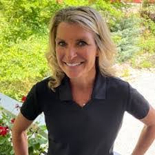 Kristi Bolton's Instagram, Twitter & Facebook