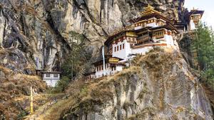 Maybe you would like to learn more about one of these? Taktshang Goemba Oder Tiger Nest Tempel Oder Tigernest Kloster Der Schonsten Buddhistischen Tempel In Der Welt Der Heiligste Ort In Bhutan Ist Auf Der Hohen Klippe Berg Mit Himmel Und Wolken Von