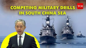 Chinese Warships Challenge US and Philippine Navy in South China Sea -  YouTube