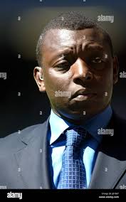 GARTH CROOKS SPORTS COMMENTATOR MILLENNIUM STADIUM CARDIFF WALES 04 May  2002 Stock Photo