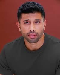 What kind of roles do you see me playing? #headshot