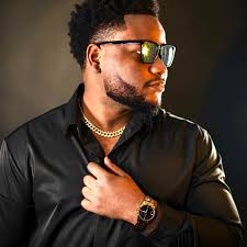 VERSATILITY IN MUSIC!!! Something long but worth reading for every musician  and singer.🎶 Today I wanna share something