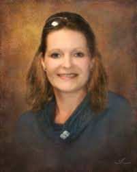 Leslie Canfield's Instagram, Twitter & Facebook