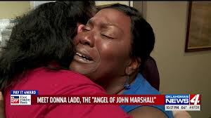 Metro woman spreading love