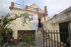 The architecture project by nuno ladeiro and marco martins, is inserted in the urban core of vila nova de tazem, a sm. Detached Family House T3 For Sale Vila Nova De Tazem Gouveia 124901005 813