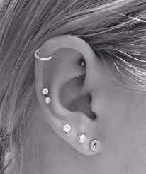Pin By Lula Coccia On Tattoos Piercings Earings Piercings Cute Ear Piercings Pretty Ear Piercings