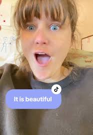 #stitch with @Aleks Trkulja 💸💸💸 Also, she is exactly right! No one can  spoil you like you. 🥰🥰 #magicoven #oven #door #amazed