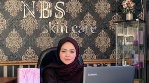 Daftar harga perawatan di bening skincare terbaru. Kiprah Sukses Noni Ayi Pengusaha Produk Kecantikan Nbs Asal Bogor Yang Menasional Radar Bogor Berita Bogor Terpercaya
