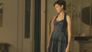 Each day comes in sequence, yet gradually incremental changes turn out to be easier and more. The Vintage Dress Of Emma Morley Anne Hathaway In One Day One Day Spotern
