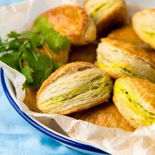 Easy Vegetarian Curry Puffs The Flavor Bender