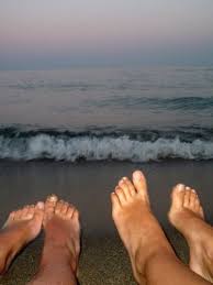 Je viens de m'enfiler 2 tubes de pringles bordelent j'ai pas de crise de famine dans la journée que la nuit c'est quoi la cose? Aller A La Plage La Nuit Sous La Pleine Lune Photos Facebook