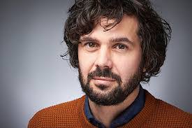 Robert Neubert's Instagram, Twitter & Facebook