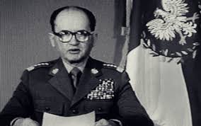 Bezpośrednią przyczyną jego ogłoszenia była próba zniszczenia nszz solidarność. Jak Gen Jaruzelski Wprowadzil Stan Wojenny