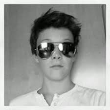 Stream Tom Rak music