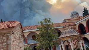 Δύο από τα σημαντικότερα θρησκευτικά αξιοθέατα της εύβοιας είναι η μονή του οσίου δαυίδ στο βουνό καβαλάρης και η εκκλησία του αγίου ιωάννη του ρώσσου στο προκόπι. V9mav Yxy7z7pm