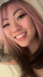 Hey guys! I'm just a small time streamer with big goals!! My current goal  is 300 followers, but I think I can do better than that!! I am a variety  gamer!! Drop