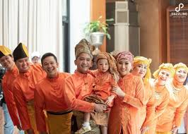 Maybe you would like to learn more about one of these? 14 Pakaian Adat Jambi Jenis Gambar Penjelasan Baju Tradisional