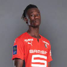 Real madrid are in advanced talks to sign teenage star eduardo camavinga from rennes for a transfer fee reported to be over $35 million. Eduardo Camavinga Rennes Ligue 1 Uber Eats