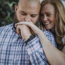 Hello. Can yall point me in the direction of the best lawn care service  around. I want my grass green and pretty again 🥹 thanks