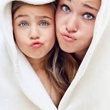 31 Impossibly Sweet Mother-Daughter Photo Ideas