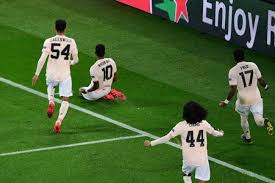 De red eléctrica entre 2014 y 2019. Un Jugador Del United Debuto Con Un Dorsal Del Psg As Com
