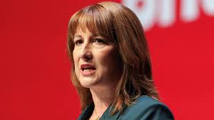 Guitar battle looms as Amazon takes the stage