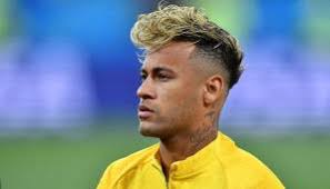 May 28, 2021 · die amerikanerin wollte immer aussehen wie ihre berühmte mutter. Die Frisuren Von Psg Star Neymar Im Wandel Der Zeit Seite 1