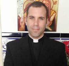 video ] Don Jesus saluta la sua comunità