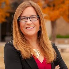 Karla Rosales's Instagram, Twitter & Facebook