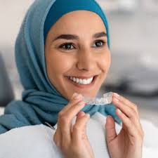 What are the benefits of Invisalign clear aligners?