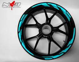 Our stickers are not only used by road cyclists and mountain bikers on their bicycle frames and helmets, but are also widely used in other sports including motorcycling, skiing, kayaking, ice hockey and rally sport. Speed Rim Sticker Light Blue Nice Bikes Shop