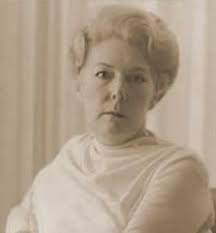 JOANNE DE LONGCHAMPS