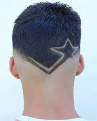 Need A Style Like This Download Thebarberpost App And Find A Barb Desenho No Cabelo Masculino Desenho De Cabelo Masculino Tatuagens De Cabelo