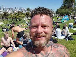 Charles Moniz's Instagram, Twitter & Facebook