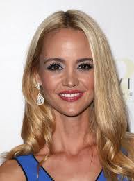 Rosy Taylor's Instagram, Twitter & Facebook